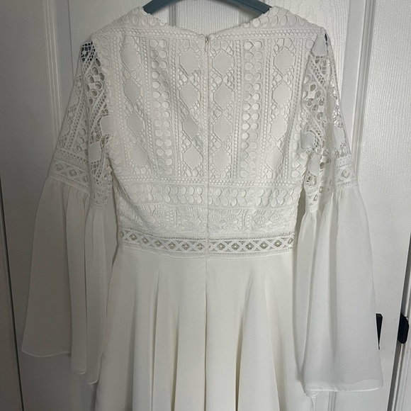 Two sisters white dress - size 4/small - Picture 6 of 6